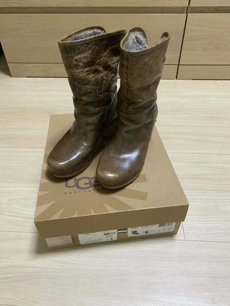 UGG アグ リネア ブーツ ブラウン　23.0センチ 2way