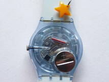 未使用電池交換済 美品 スウォッチ レギュラーモデル Swatch 2008年 Sea Of Beauty 品番GS135 上ベルトに星がついている、珍しいモデル_画像8