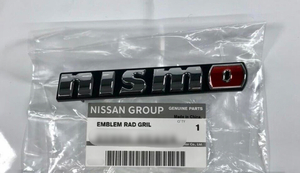 《即納・未使用・純正品》フェアレディZ Z34 370Z ニスモ フロントバンパーエンブレム nismo emblem