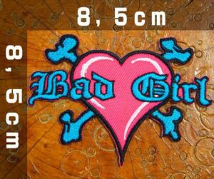 刺繍 アイロンワッペン【バッドガール】BAD GIRL タテ6.3cm ヨコ8.8cm ハート アイロン 糊付き ワッペン アップリケ パッチ ピンク