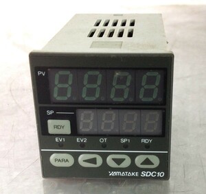 YAMATAKE 山武 デジタル指示調節計 SDC10 AC200～240V ※ジャンク品