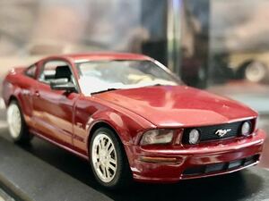  Minichamps 1/43 Ford Mustang GT 2005 Red metallic