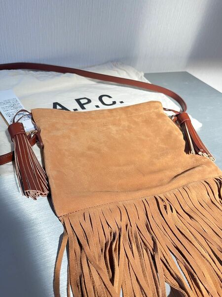 【新品未使用】限定コレクション　A.P.C. フリンジエッジ ショルダーバッグ