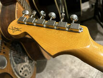 Fender Custom Shop 2019 Postmodern Stratocaster Journeyman Relic Aged Black ルックス＆サウンド＆演奏性全て揃った極上の逸品！_画像3