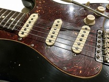 Fender Custom Shop 2019 Postmodern Stratocaster Journeyman Relic Aged Black ルックス＆サウンド＆演奏性全て揃った極上の逸品！_画像5