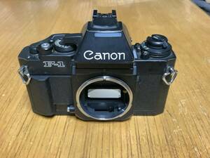 CANON F-1 ボディーフィルムカメラ フォーカルプレーン シャッター式 一眼カメラ