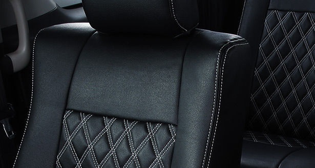 Bellezza/ベレッツァ シートカバー ジムニー JB23W 2004/10-2010/9 ワイルドステッチ ブラック×ホワイト S691 Bellezza/ベレッツァ シートカバー ジムニー JB23W 2004/10-2010/9 ワイルドステッチ ブラック×ホワイト S691
