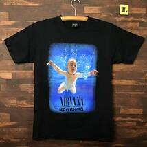 ニルバーナ ニルヴァーナ Tシャツ　Lサイズ　NIRVANA ロックバンド_画像1