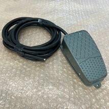 国際電業株式会社　SFL-1　FOOT SWITCH　フットスイッチ　足踏みスイッチ　AC250V　6A　中古　U-23_画像1