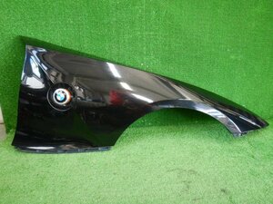 ◆BT30　BMW Z4　フロント 右 フェンダー◆補修ベースに◆ターンシグナルランプ付　黒　左ハンドル　【23092904】