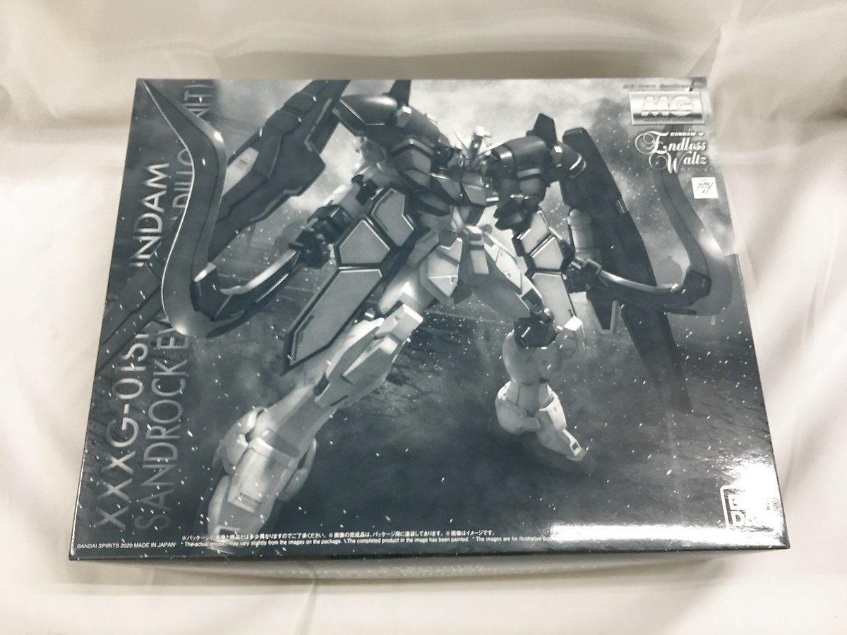 BANDAI MG 1/100 新機動戦記ガンダムW Endless Waltz ガンダムサンド