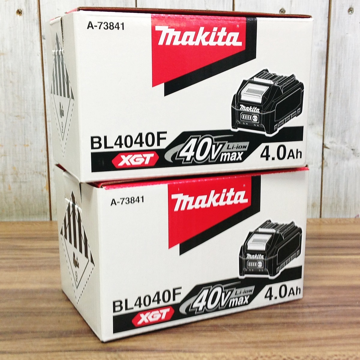 3195】makita 40V-4.0Ah バッテリ BL4040 動作未確認-