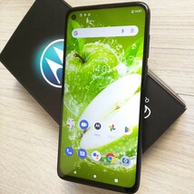 MOTOROLA　moto g8 Power SIMフリー　Android11　概ねキレイかなと思います　RAM4GB.ROM64GB 大容量バッテリー　ケース、フィルムはおまけ_画像1