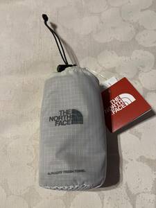 タオル　THE NORTH FACE アウトドア用品　グレー色　サイズは写真を参考にしてください。廃番品