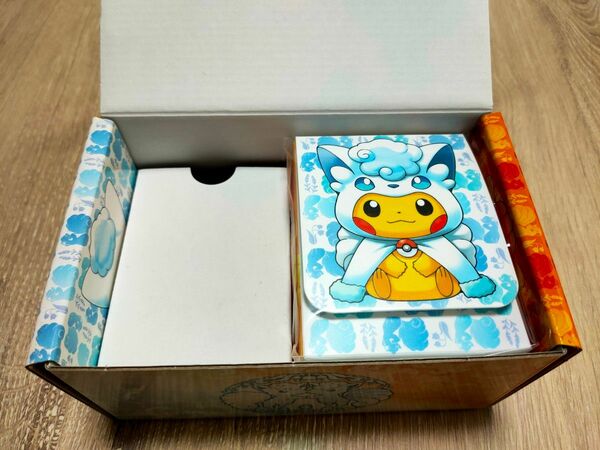 ポケモンカード　ポンチョを着たピカチュウ　デッキケース　カードボックス　13