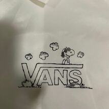 VANS x PEANUTS コラボ 袖&バクプリ入り スヌーピー ロゴ コーチジャケット 白M レア バンズ_画像3