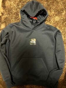 north face square logo big hoodie 直営店限定　ノースフェイス　Mサイズ