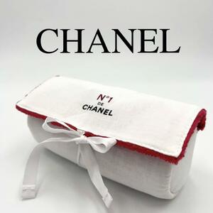 CHANEL シャネル N°1 ポーチ 化粧ポーチ 小物入れ ワンポイントロゴ