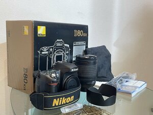 ★【ニコン Nikon デジタル一眼レフカメラ D80キット Fマウントレンズ Zoom-Nikkor DX 18-135㎜ 1:3.5-5.6G アクセサリー HB-32】YN00191