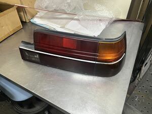 AE86 テールランプ 2ドア後期　カローラレビン　右側