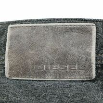 イタリア製★ DIESEL ディーゼル 【BRADDOM 0075J】 ダメージ加工 スリム キャロット デニム パンツ ジーンズ Sz.30　メンズ　I3B00640_9#R_画像7