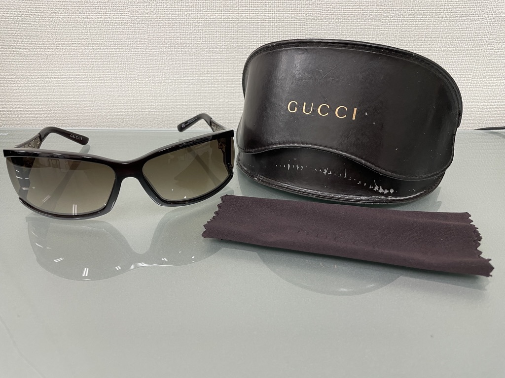 Yahoo!オークション -「gucci サングラス メタル」(グッチ) (く)の落札