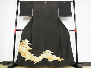 平和屋-こころ店■豪華黒留袖　駒刺繍　風景文　金彩　着丈160.5cm　裄丈63cm　正絹　逸品　B-ey5720