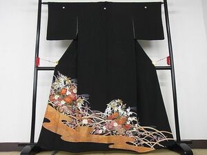 平和屋-こころ店■黒留袖　駒刺繍　花車文　金彩　着丈157cm　裄丈63cm　洗える着物　B-jd3450