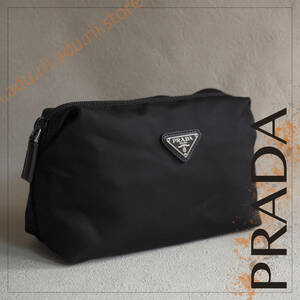 美品★ プラダ PRADA ナイロン ポーチ 三角ロゴ プレート ブラック コスメ 化粧品 ペンケース 旅行 かばん 黒 ブランド メンズ レディース