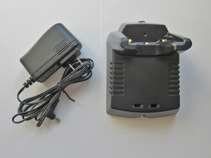 モトローラ 簡易/業務用無線機用バッテリー急速充電器 MAC-3500　（VAC-581、VAC-50A、SAD-1010A、MAC-50A 互換）