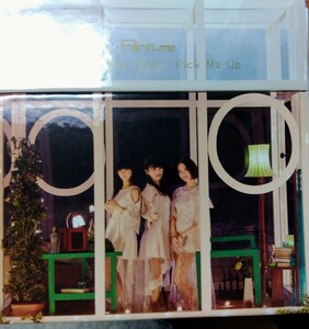 Relax in The City/Pick Me Up 完全生産限定盤 Perfume