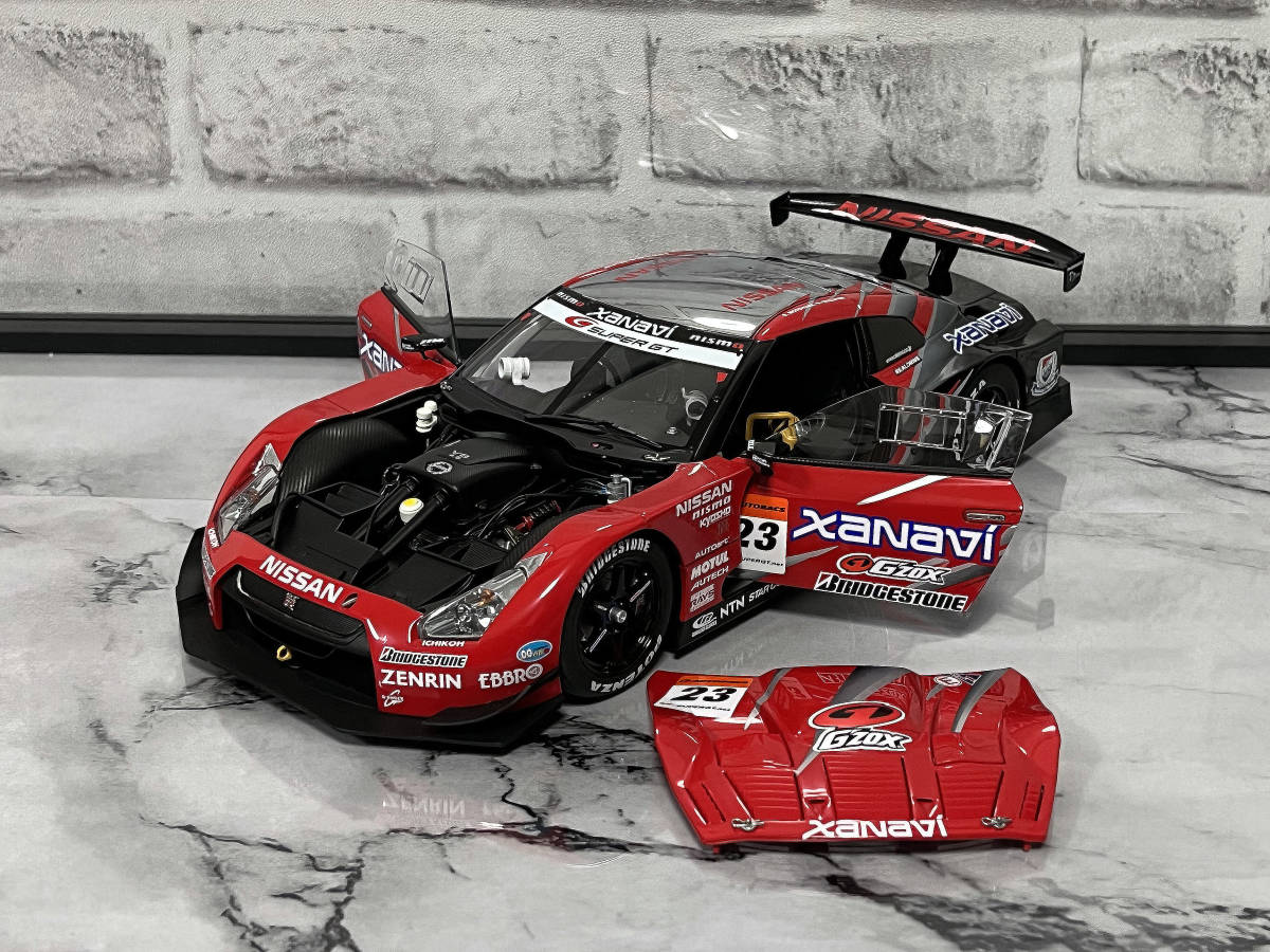 オートアート1/18Xanavi NISMO GT-R #23 2003-