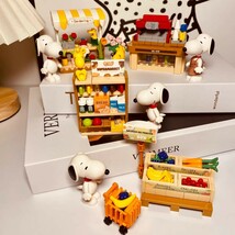 SNOOPY 海外限定 正規品　スヌーピのスーパーマーケット ブロック　フィギュア　８個入りコンプセット_画像3