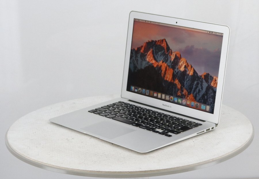 Apple MacBook Air Mid2012 A1465 Core i5 3317U 1.70GHz 4GB 128GB