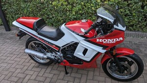 ホンダ　VF400Fインテグラ　車検有り　リヤタイヤ新品 HONDA