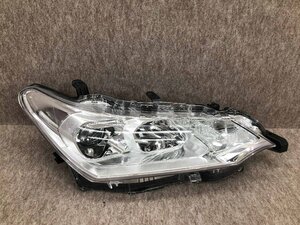 美品 磨き済み カローラフィールダー アクシオ NZE161 NRE160 右 ヘッドライト KOITO 12-595