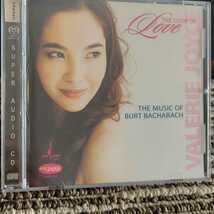 高音質Chesky・SACD Hybrid★ ヴァレリー・ジョイス ★ Valerie Joyce / The Look of Love...Music of Burt Bacharach (US) ★輸入盤_画像1