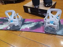 新品と中古 バートンキッズスノボー３点セット 新品GROM PURPLE/TEAL 110cm 中古GROM WHT YOUTH 新品GROM BOA 20cm_画像2