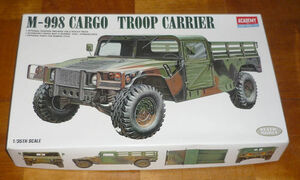 ACADEMY 1/48 M-998 CARGO/TROOP CARRIER アカデミー