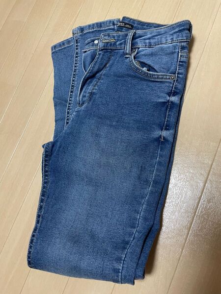 Bershka ベルシュカ デニムパンツ スキニー ブルー ジーンズ