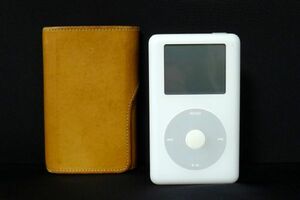 U279 動作確認済 Appleclassic アップル iPod 第4世代 20GB モデルA1059 ケース付 デジタルオーディオプレーヤー 現状品/60