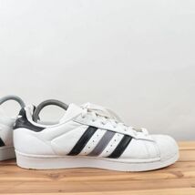 z7193 アディダス スーパースター US8 1/2 26.5cm/白 ホワイト 黒 ブラック 灰 グレー adidas SUPERSTAR メンズ スニーカー 中古_画像5