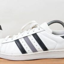 z7193 アディダス スーパースター US8 1/2 26.5cm/白 ホワイト 黒 ブラック 灰 グレー adidas SUPERSTAR メンズ スニーカー 中古_画像8