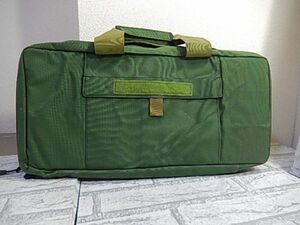 P78 美品！レア！◆ODカラー BURN KITバッグ◆米軍◆サバゲー！