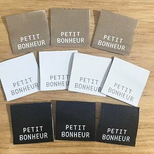 ピスネーム　フレンチ刺繍タグPETIT BONHEUR 10枚セット　布タグ