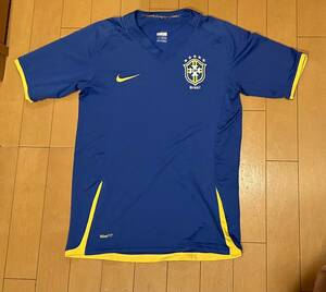 子供用　ジュニア　NIKE ナイキ　ブラジル代表　アウェイ　ユニフォーム　M レプリカユニフォーム