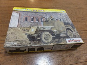 レア！サイバーホビー Jeep Amored 1/4ton 4×4 Truk w/.50-cal Machine Gun 1:35'39-45 SERIES cyber-hobby.com DRAGON