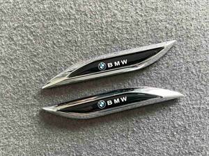 BMW カーステッカー エンブレム ブラック＆シルバー プレート フェンダーバッジ シール 金属製 2個セット ●304番