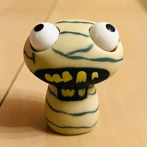 目が飛び出すおもちゃ エイリアン ハロウィン フィギュア