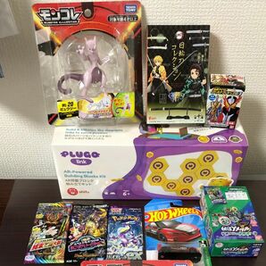 キャラクター詰め合わせおもちゃポケモンカード遊戯王ミニカー鬼滅の刃仮面ライダーなど